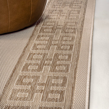 Athena Classic Geometric Border Indoor/Outdoor Area Rug